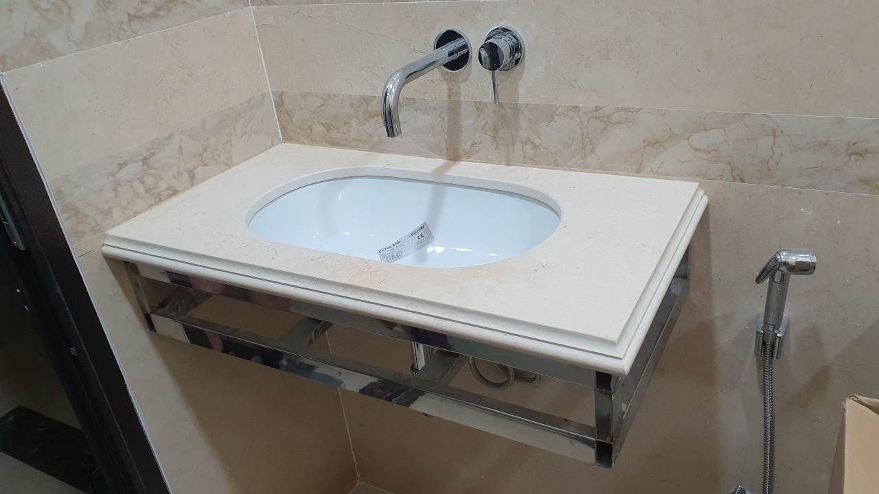 Lavabo âm tường